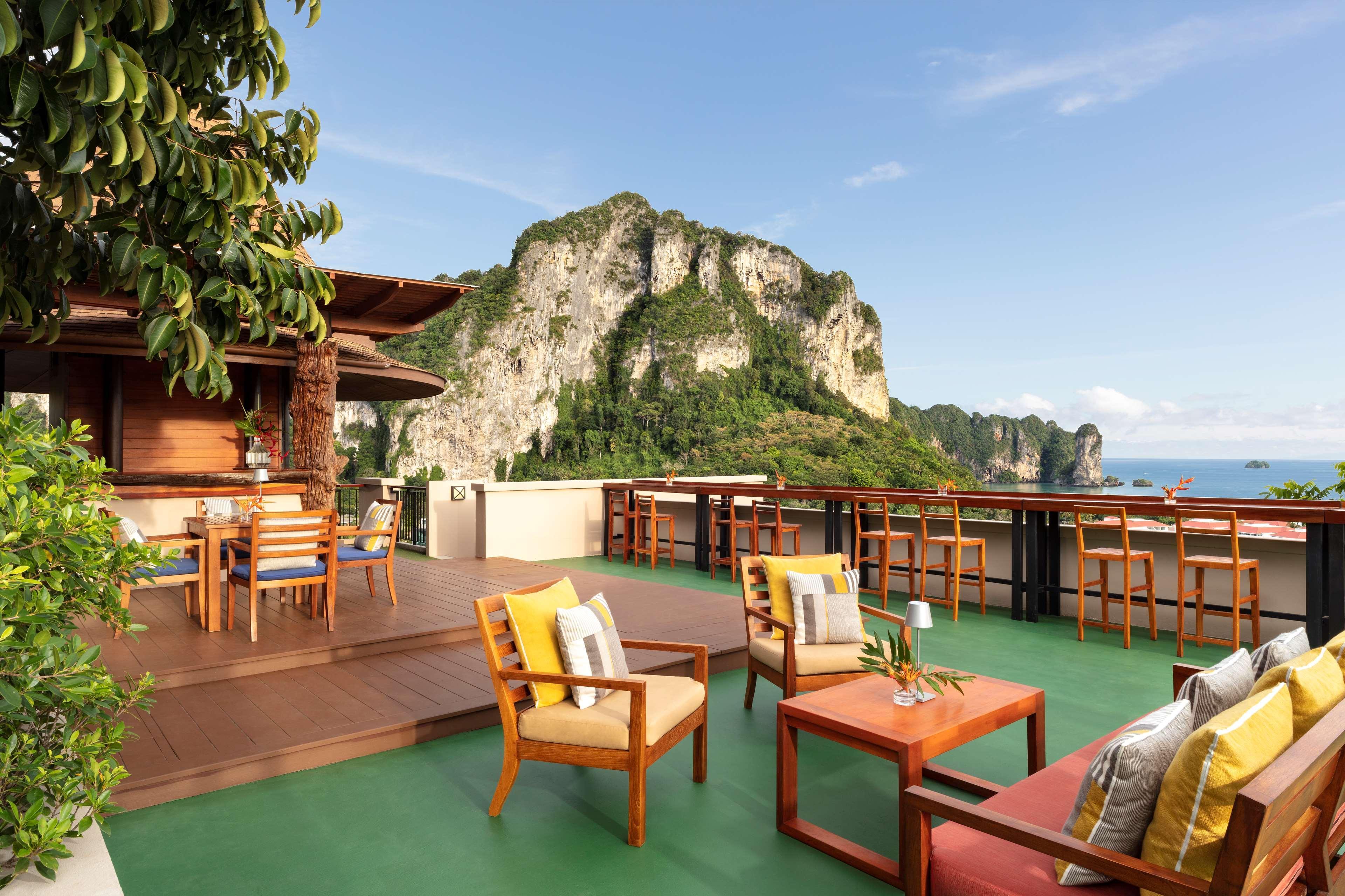 Avani Ao Nang Cliff Krabi Resort Ngoại thất bức ảnh